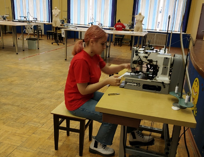 Поздравляем всех участников IV открытого регионального чемпионата Новгородской области "Молодые профессионалы"