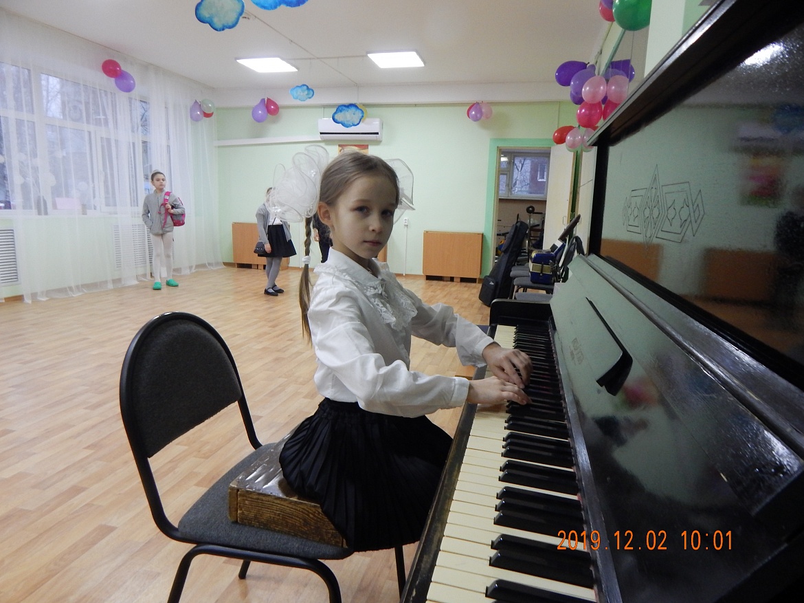 «От улыбки станет всем теплей»