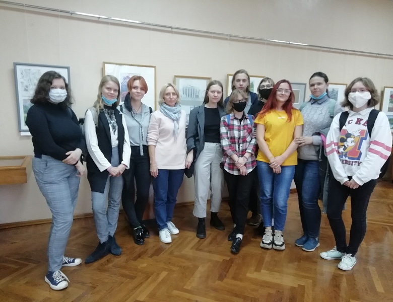 5 октября в стенах колледжа искусств открылась выставка "Воздушное пространство"