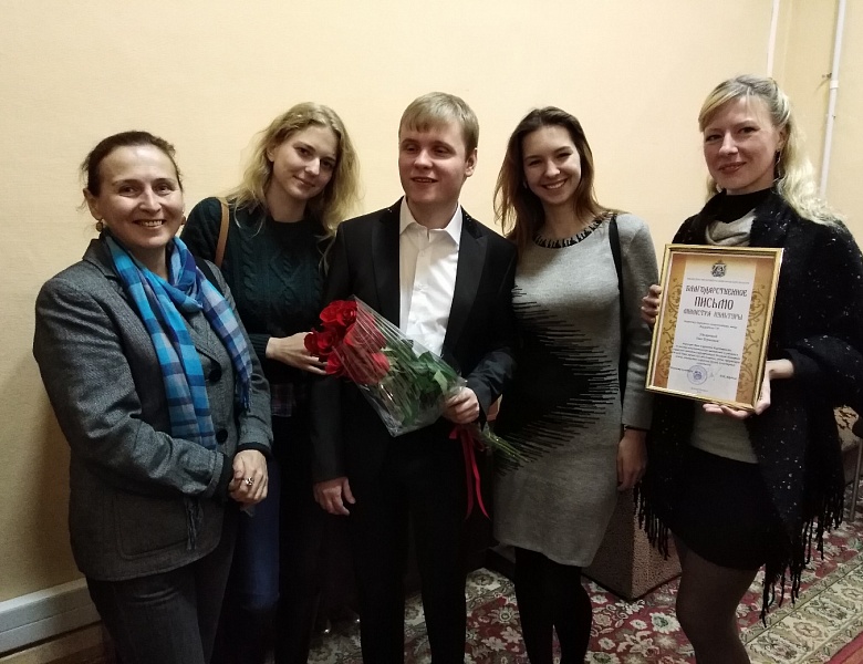 Концерт великолепного музыканта-пианиста Олега Аккуратова.